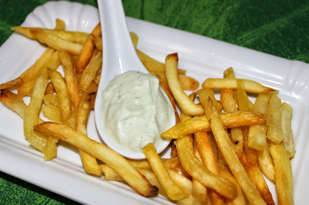 Rezept für vegane Mayonnaise mit Kräutern Rezept für vegane Mayonnaise mit Kräutern