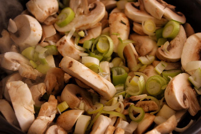 Champignon-Lauch anbraten - SeelenGuru kocht